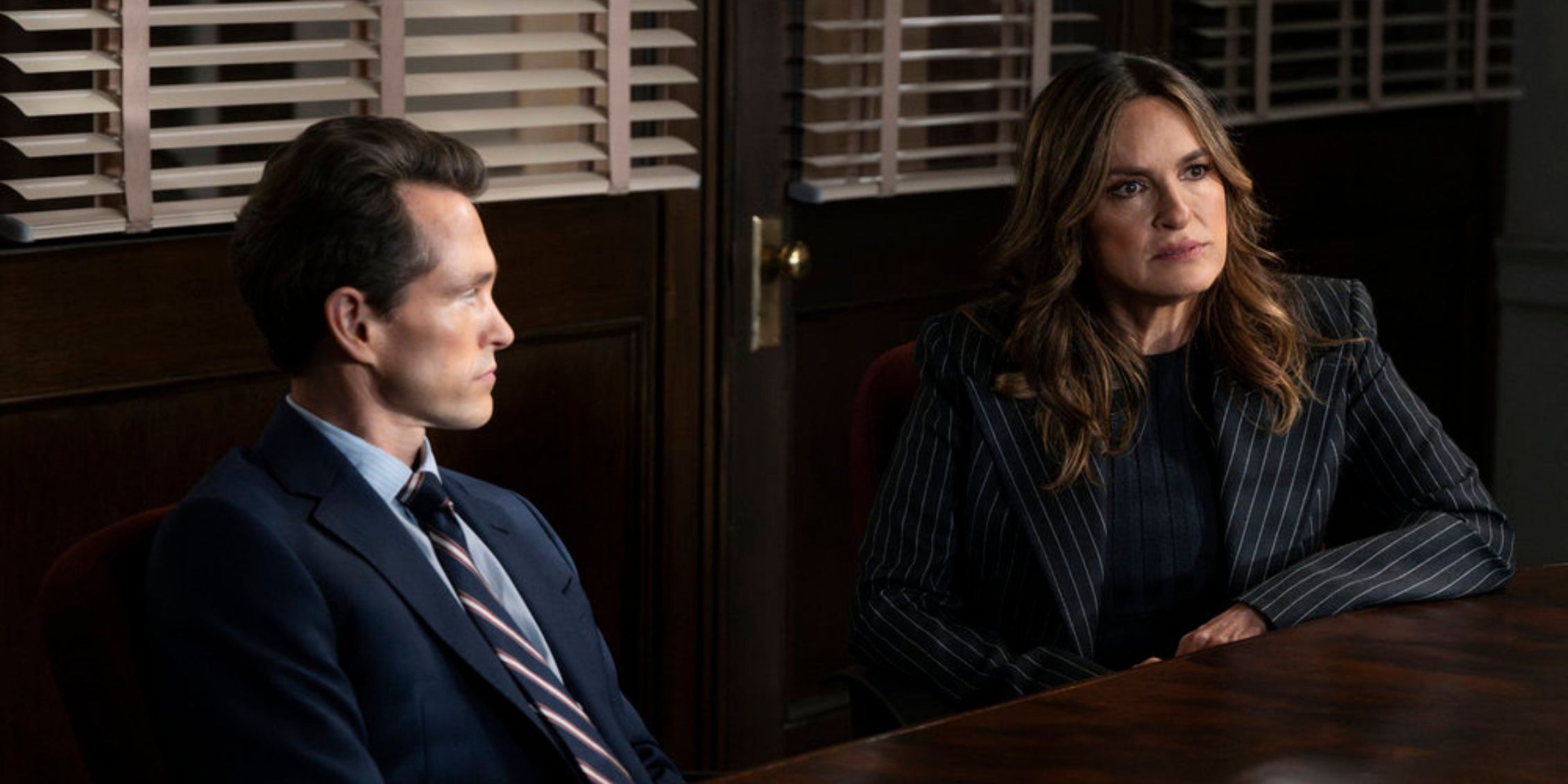 Benson's Law & Order Season 24 Reunion With SVU's Divisive DA Failed To Address A Lingering Mystery