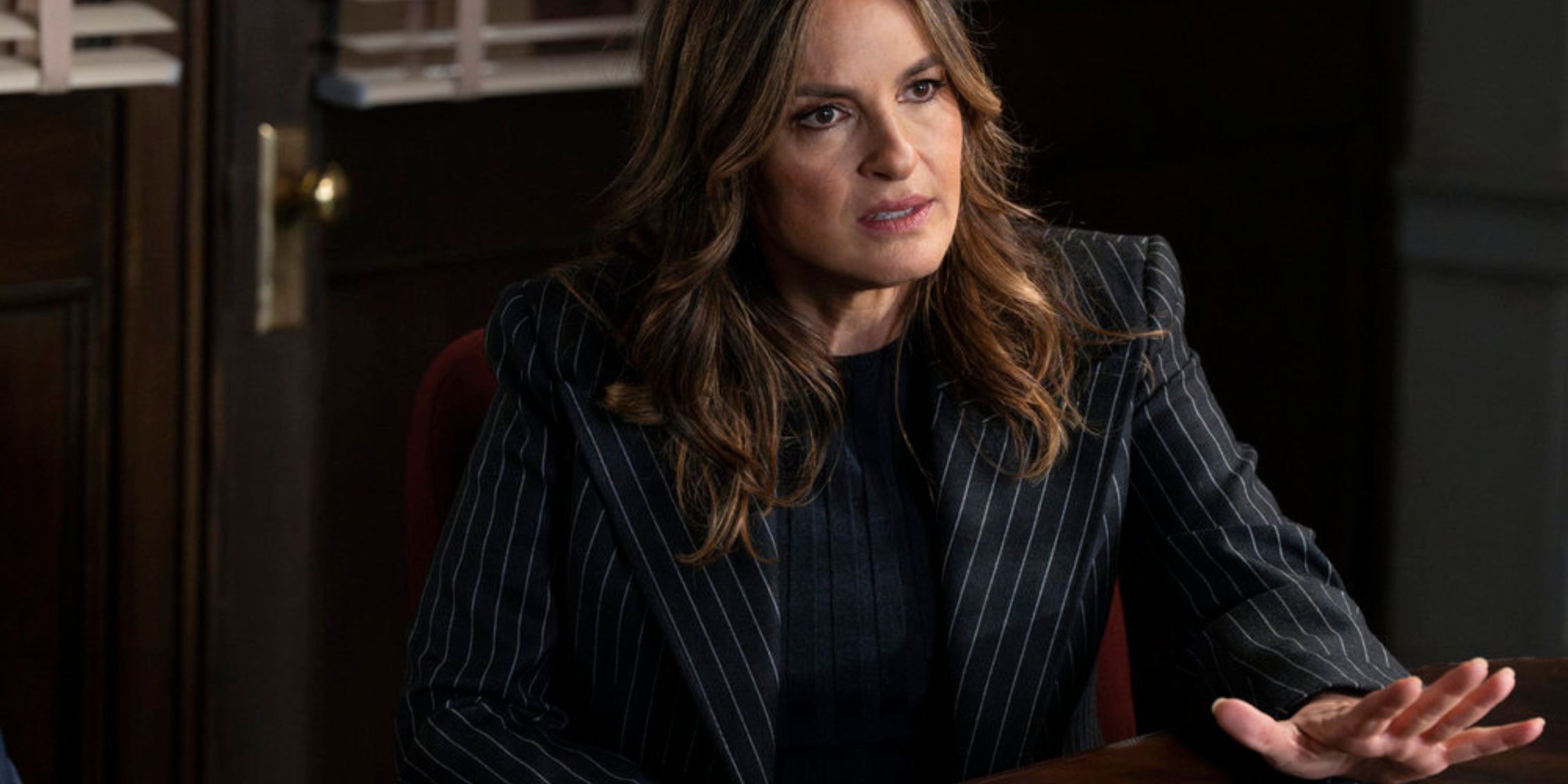 Benson's Law & Order Season 24 Reunion With SVU's Divisive DA Failed To Address A Lingering Mystery