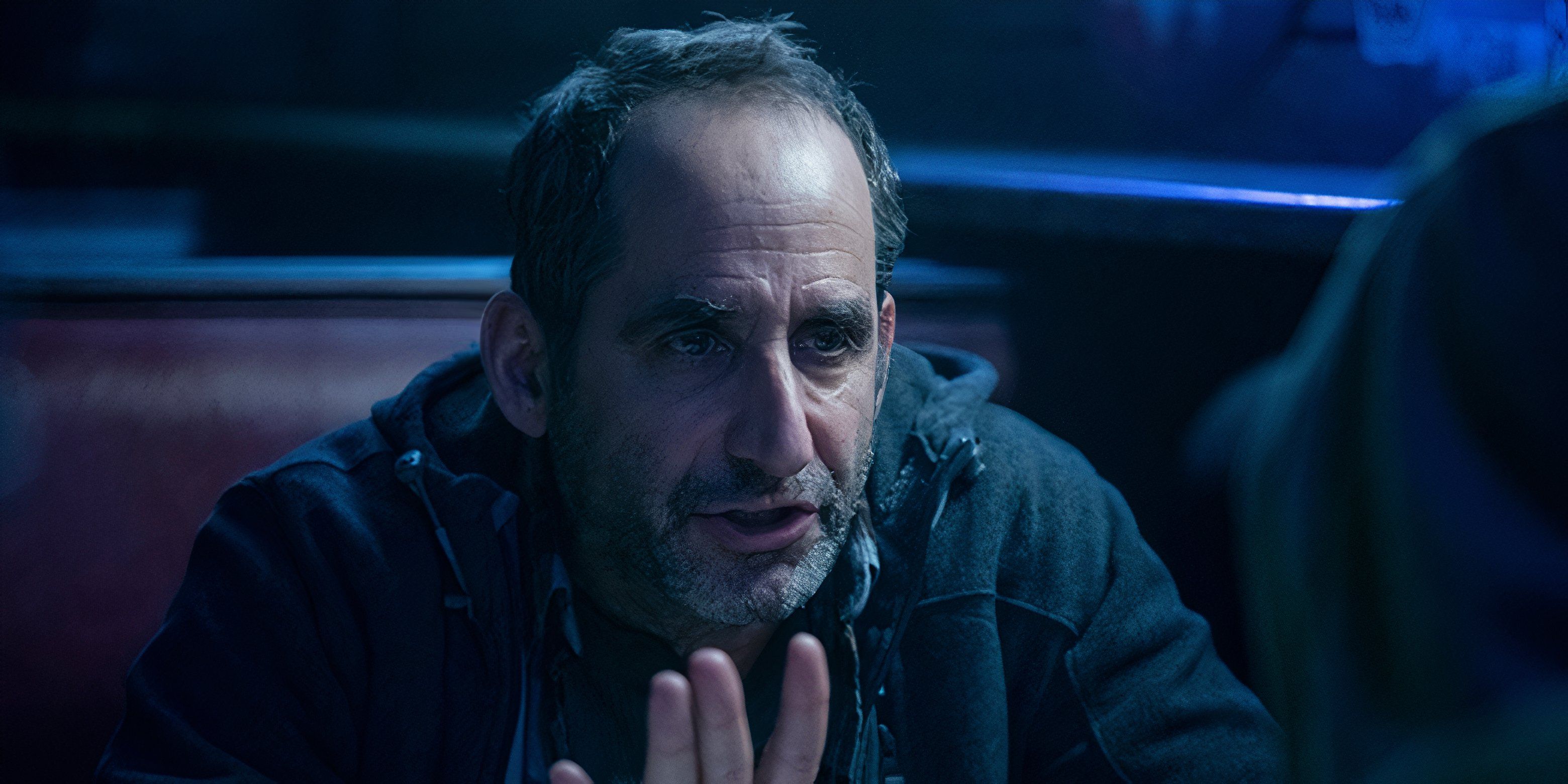 Smile 2's Peter Jacobson On Joining Horror Franchise, Character With Knowledge Of The Smiler's Rules & House