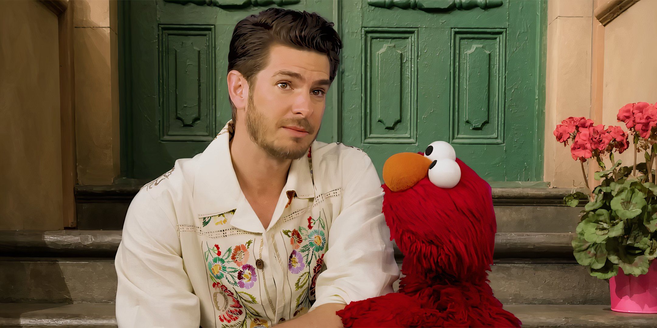 La emotiva y esperanzadora conversación de Andrew Garfield con Elmo sobre la muerte de su madre te hará llorar