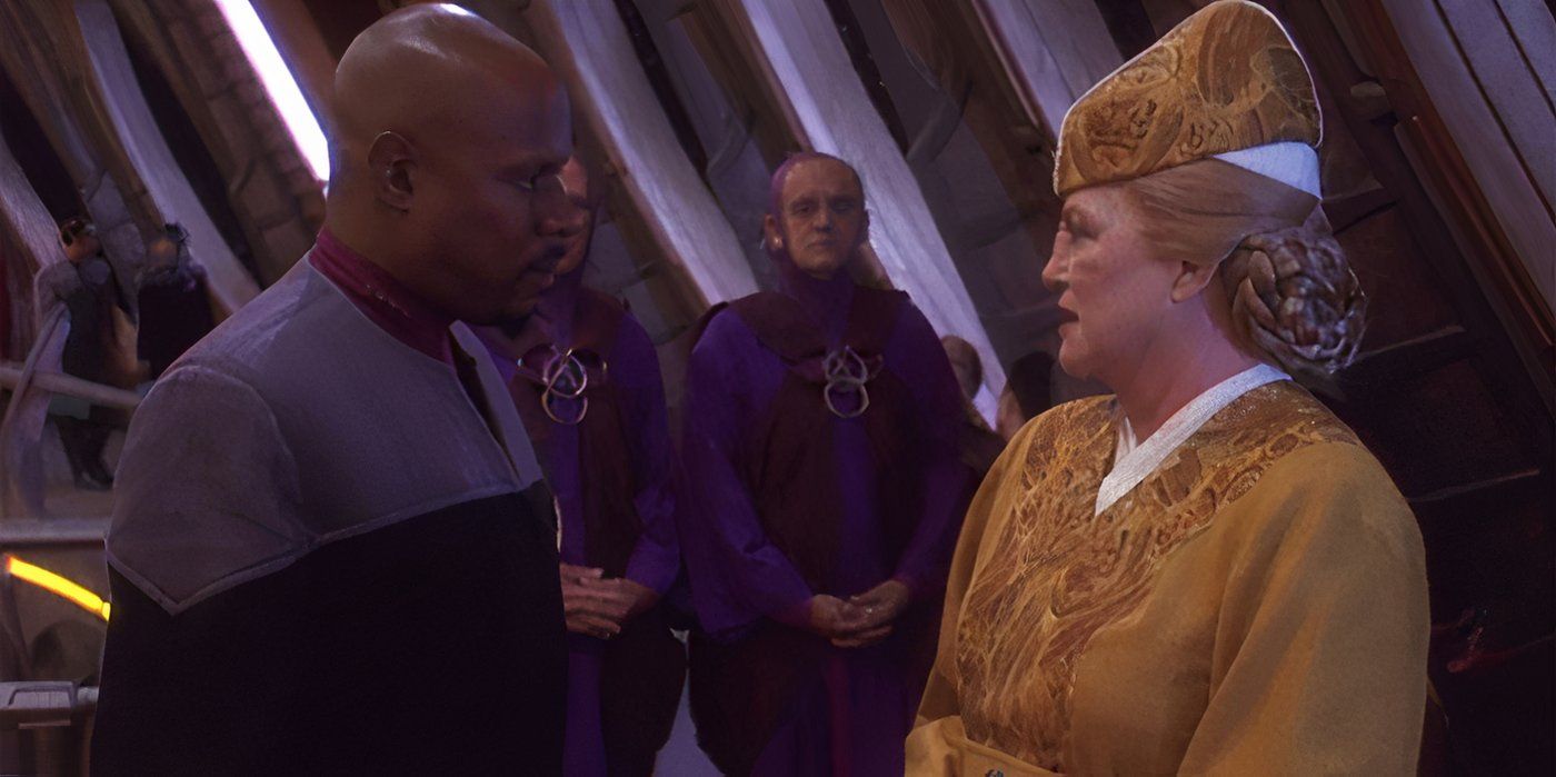 Louise Fletchers Star Trek: DS9 Villain Kai Winn Explained