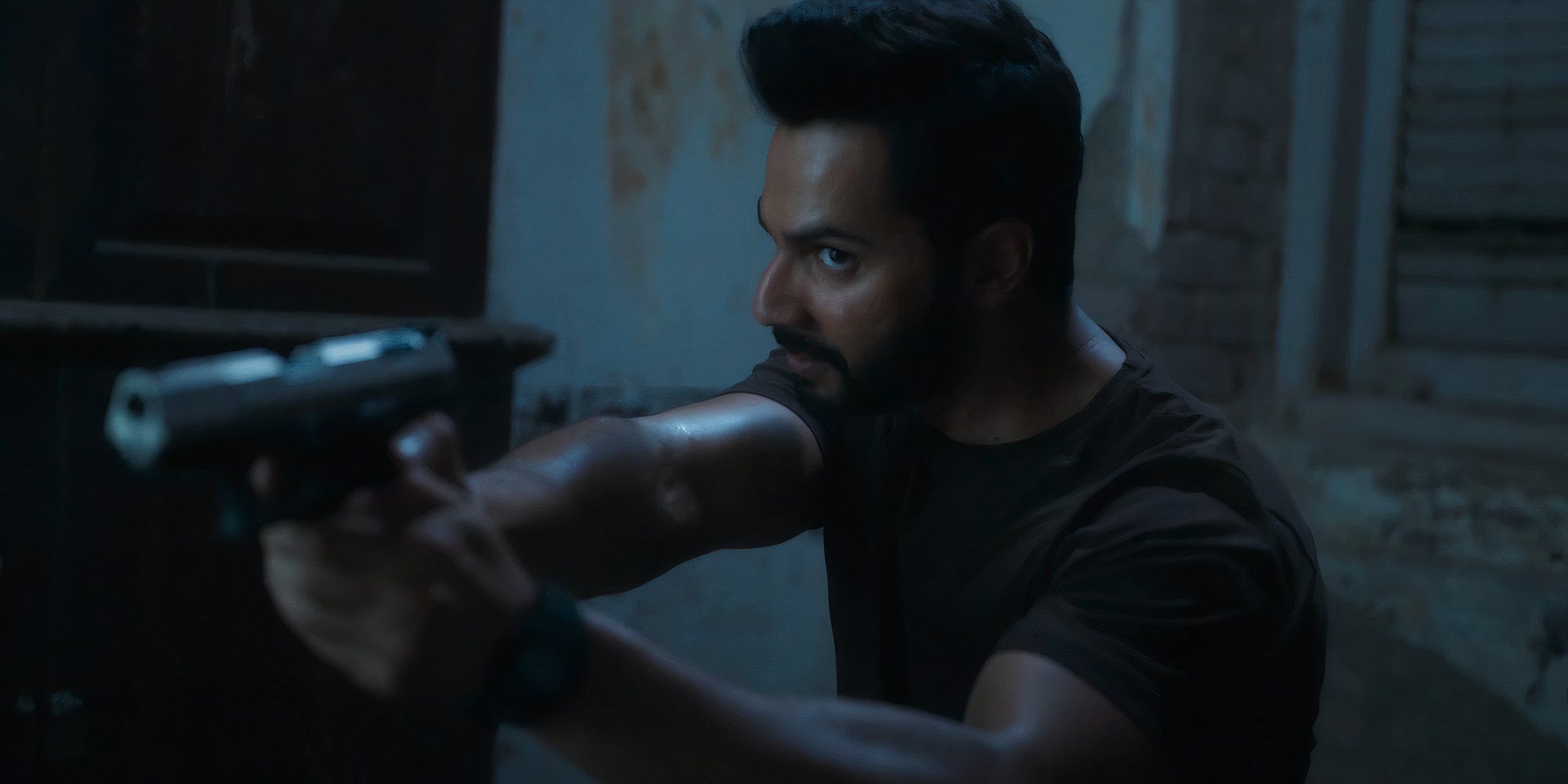 Varun Dhawan aims his gun in Citadel Honey Bunny 