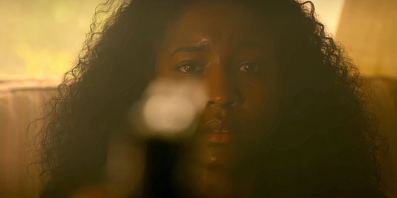 Cleo, played by actress Carlacia Grant, in Netflix's Outer Banks.