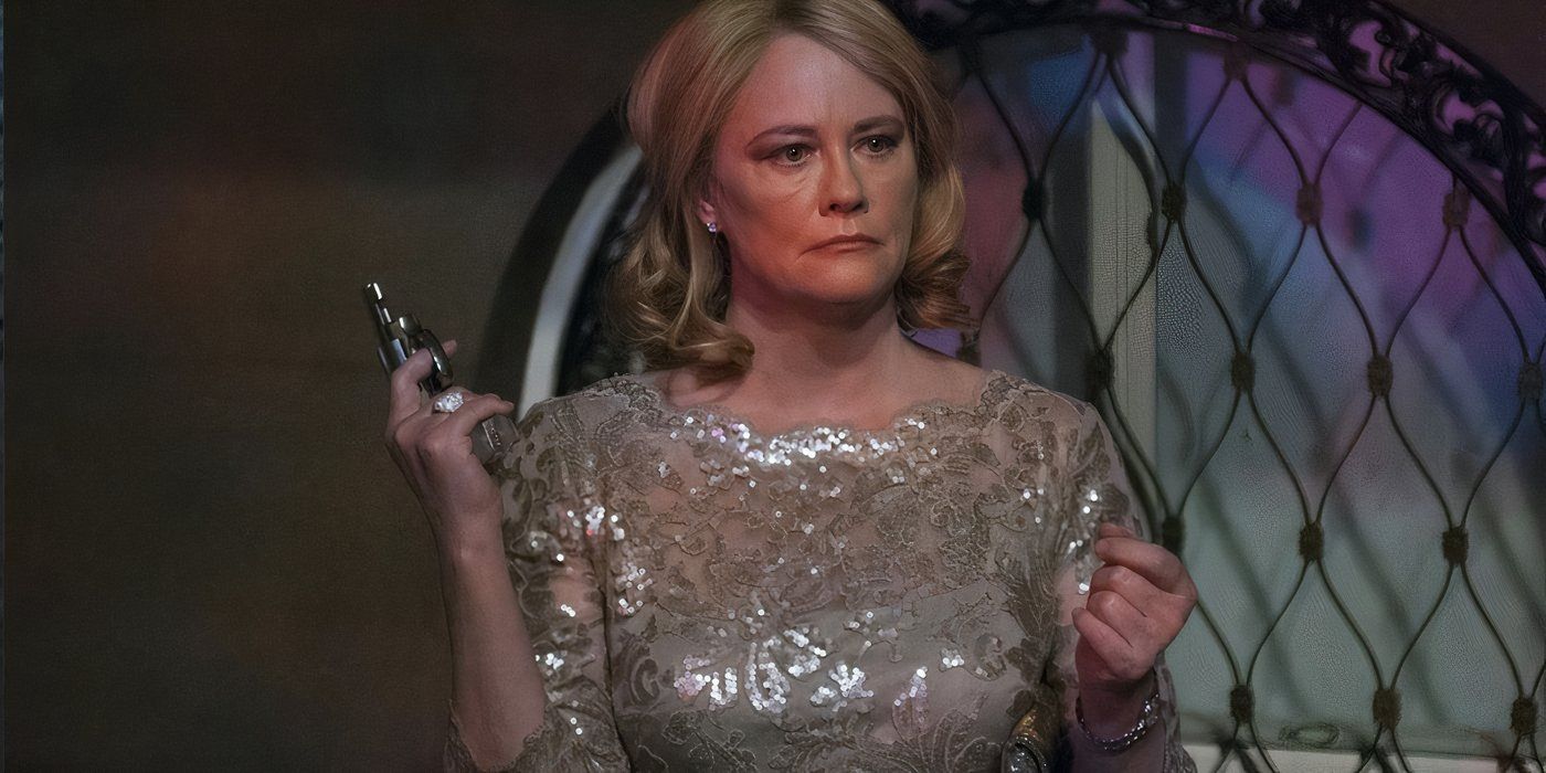 Cybill Shepherd as Jolene Castille holding a gun in Law & Order SVU