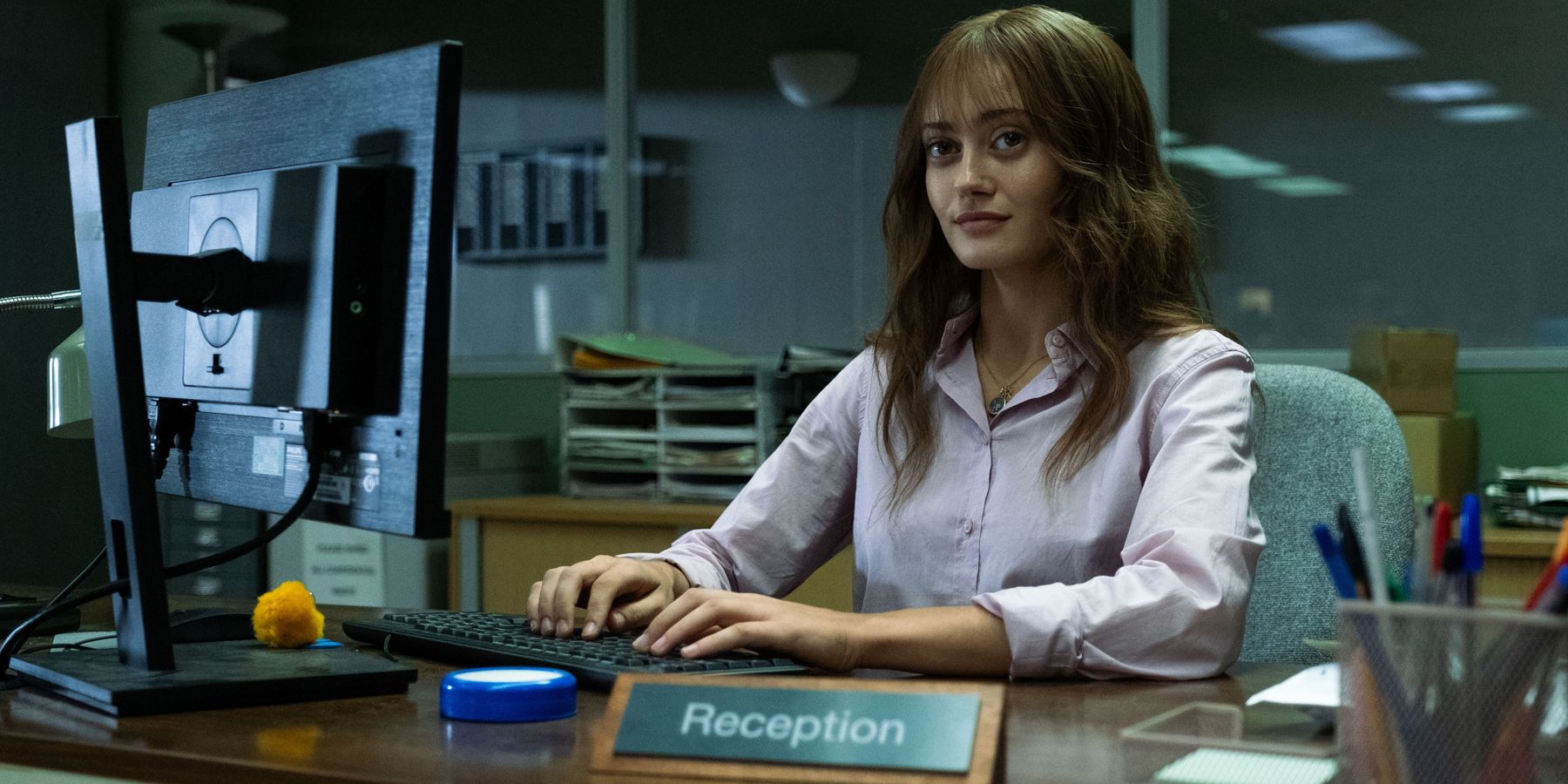 Ella Purnell explora el oleoducto del alhelí al asesino en Sweetpea