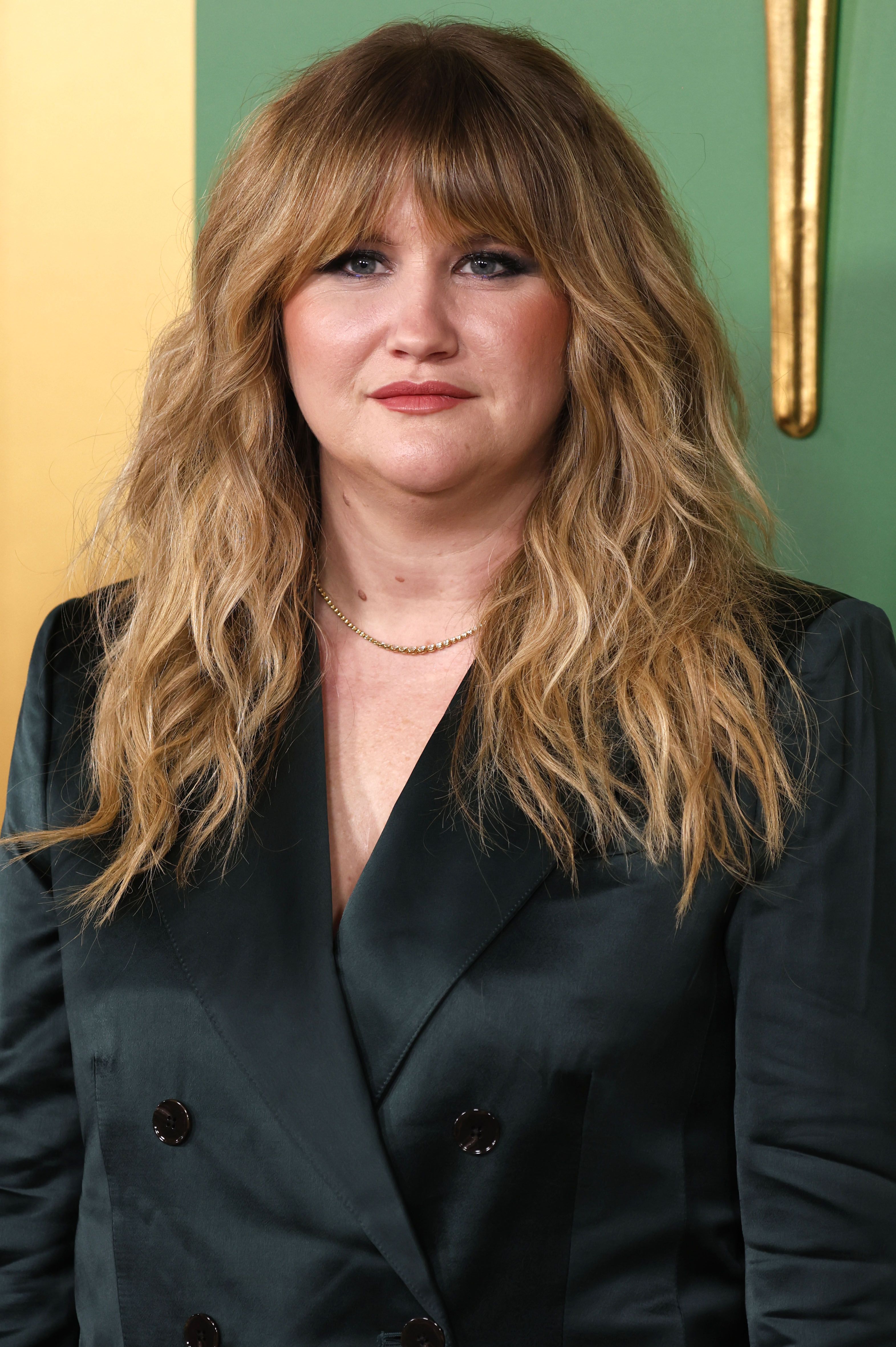 Tiro na cabeça de Jillian Bell