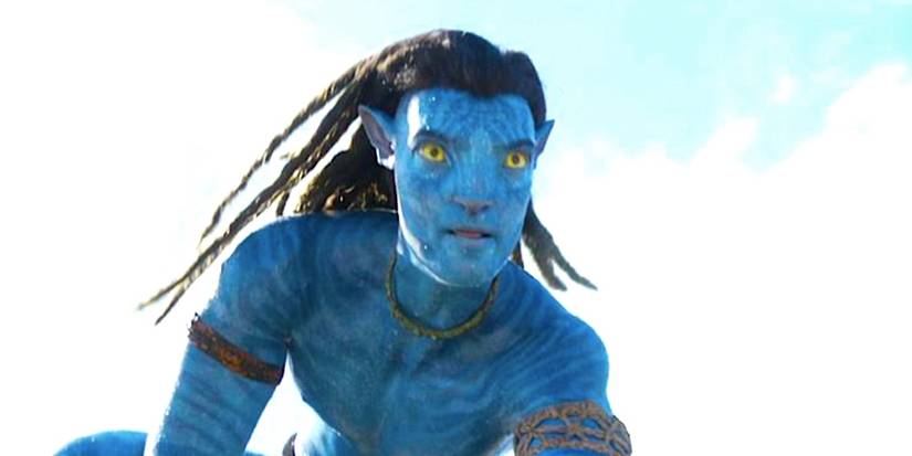Jake Sully looking determined as he flies in Avatar The Way of Water
