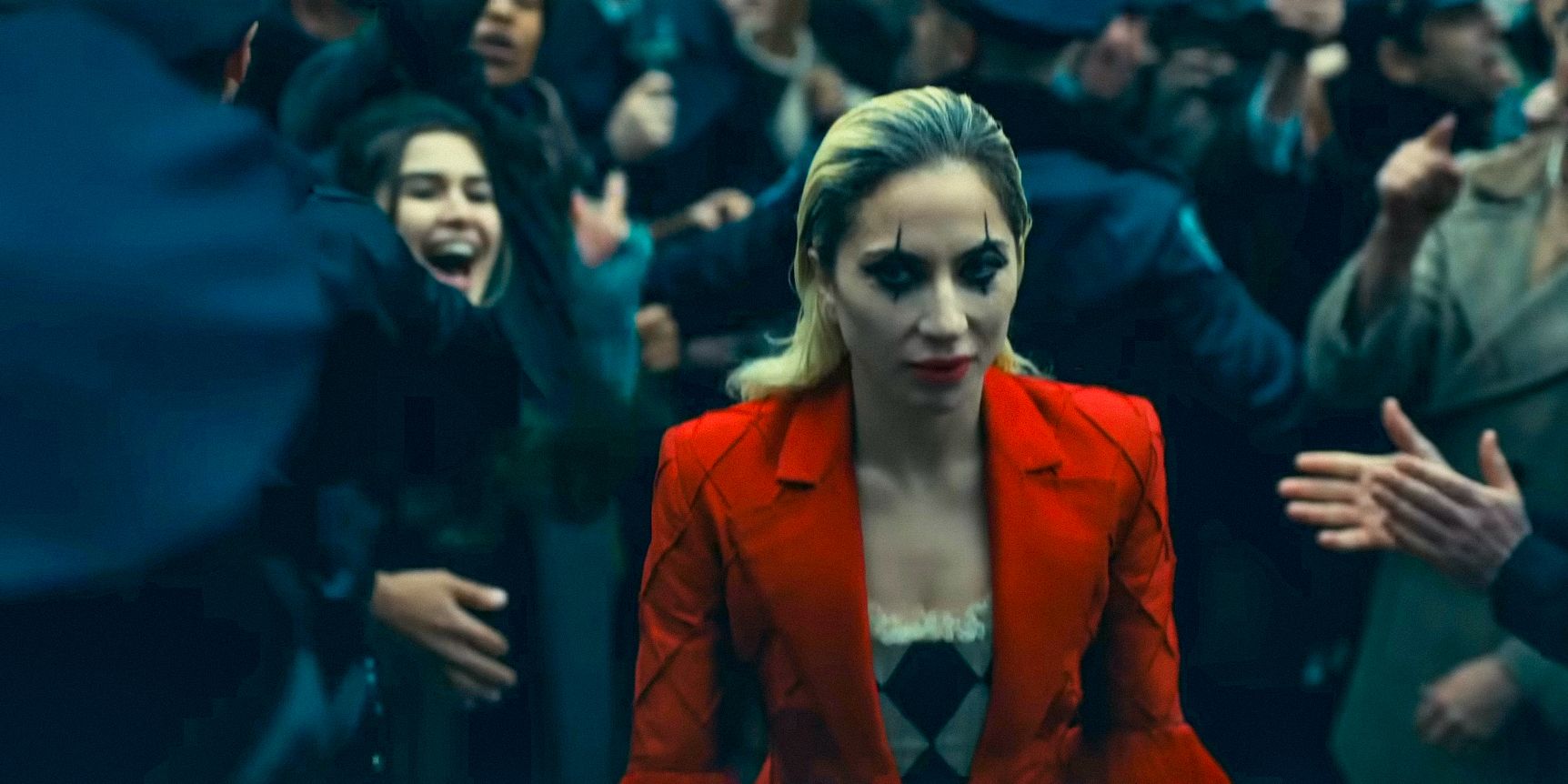 Lee Quinzel/Harley Quinn (Lady Gaga) arriving at the court in Joker: Folie à Deux