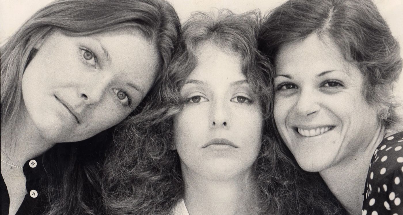 La veterana de Saturday Night Live, Laraine Newman, habla sobre la presentación de los premios Sentinel, The Groundlings, Grimsburg y más