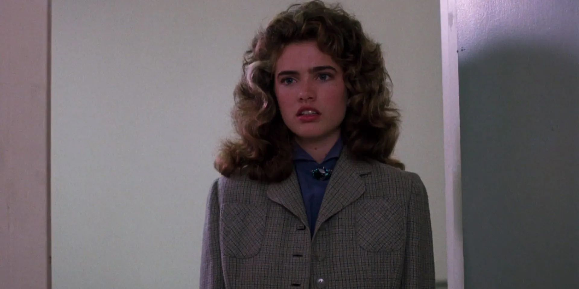 ¿Cuántos años tiene Nancy Thompson en Pesadilla en Elm Street?