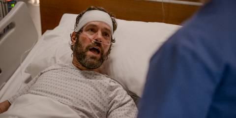 Glen Stubbins (Paul Rudd) wakes up from the coma in Only Murders in the Building Season 4 Episode 9