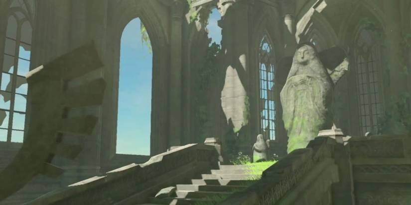 The goddess statue found inside the ruined temple of time in The Legend of Zelda: Breath of the Wild.