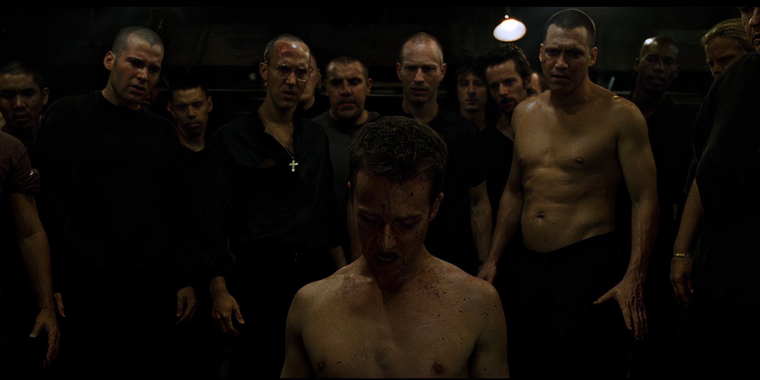 Fight Club: 10 Biggest Differences Between The Book & Movie