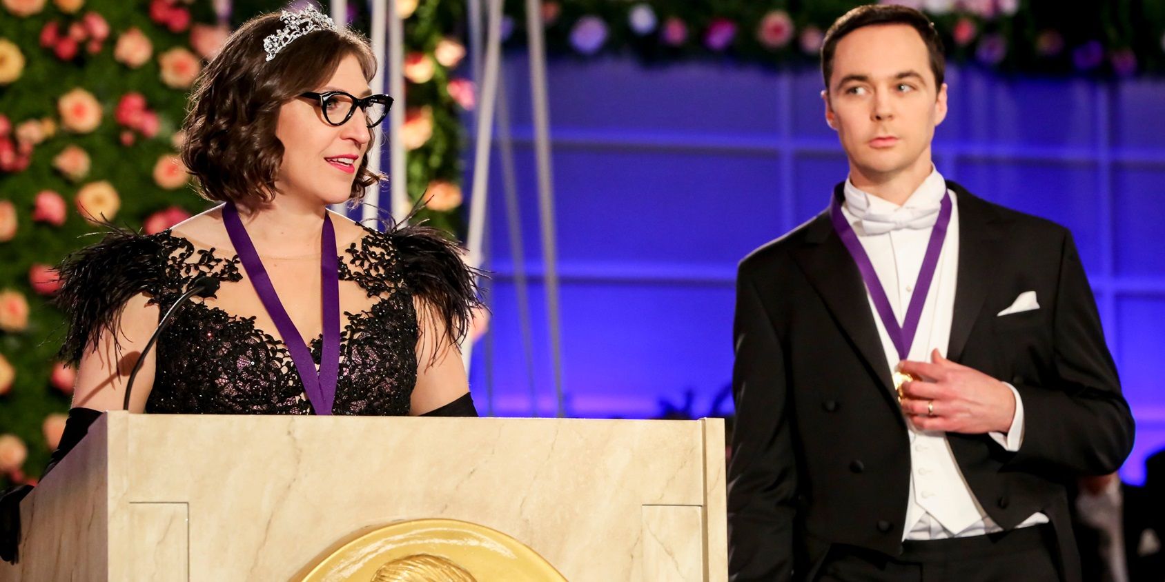 Sheldon and Amy receiving Nobel Prizes in The Big Bang Theory finale