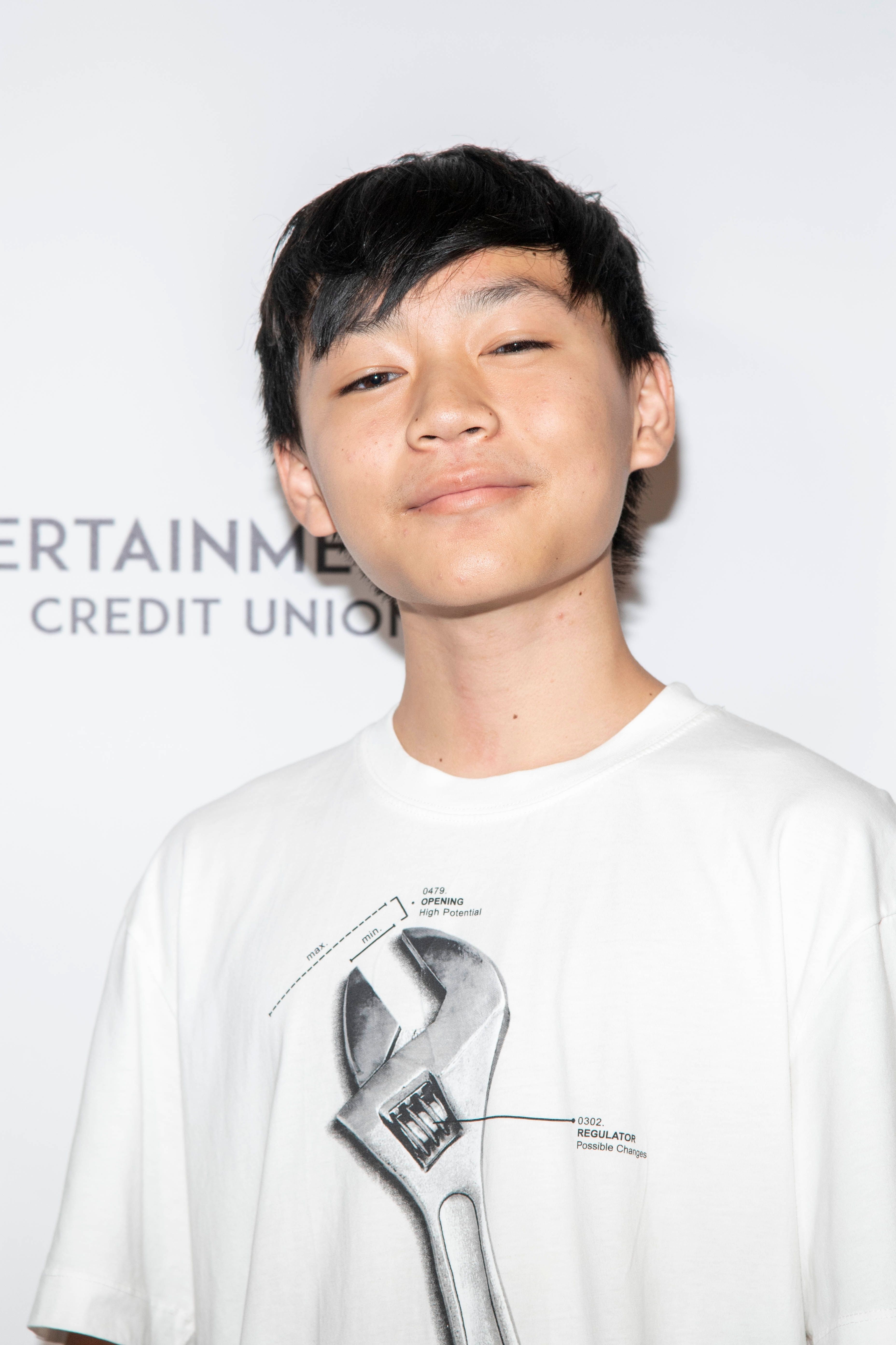 Headshot Of Izaac Wang