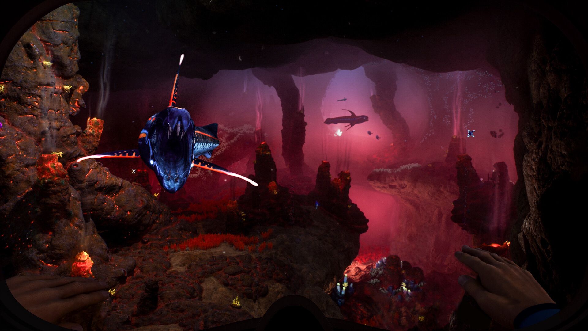 Captura de tela de Subnautica 2, mostrando o jogador em uma caverna subaquática.