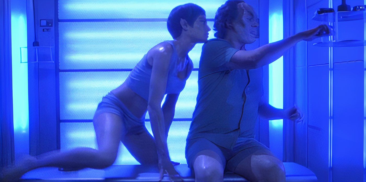 Star Trek: Enterprises Controversial Decontamination Chamber Explained