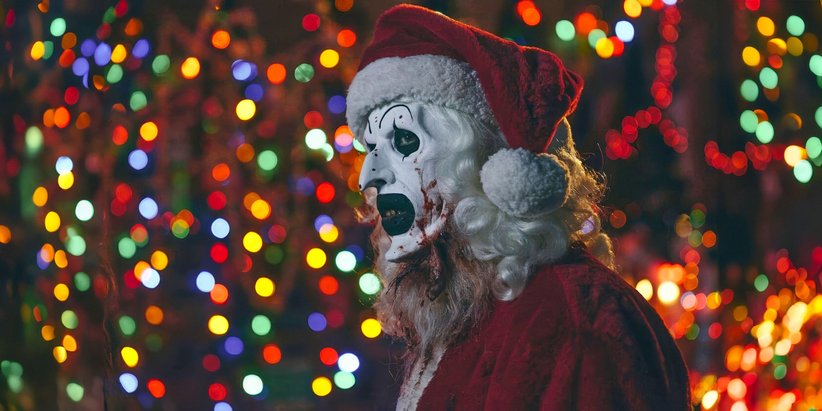 Payaso artístico en Terrifier 3 vestido como Santa