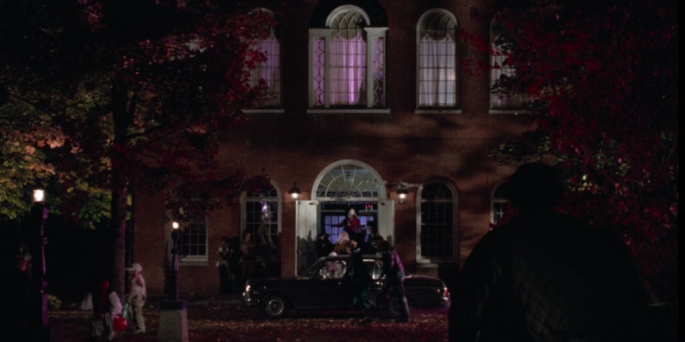 10 Hocus Pocus Locations Fans Can Actually Visit In Massachusetts