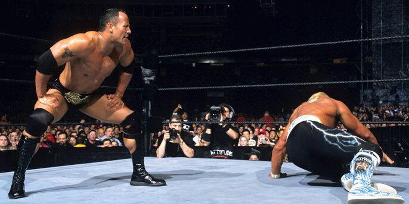 The Rock espera que Hollywood Hulk Hogan se levante na WrestleMania X8