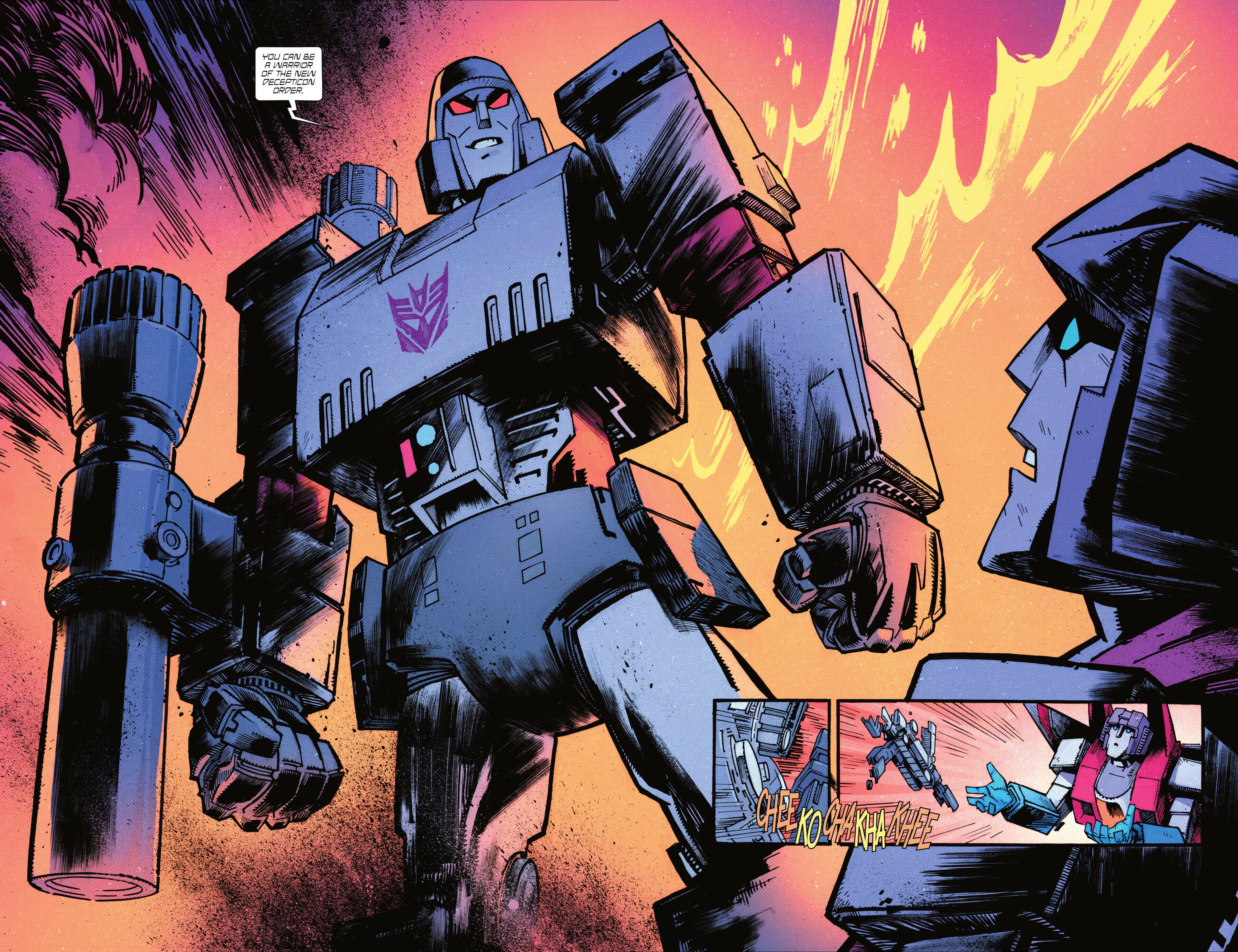 Paneles de cómics: Megatron le presenta a Starscream una pistola mientras se transforma.