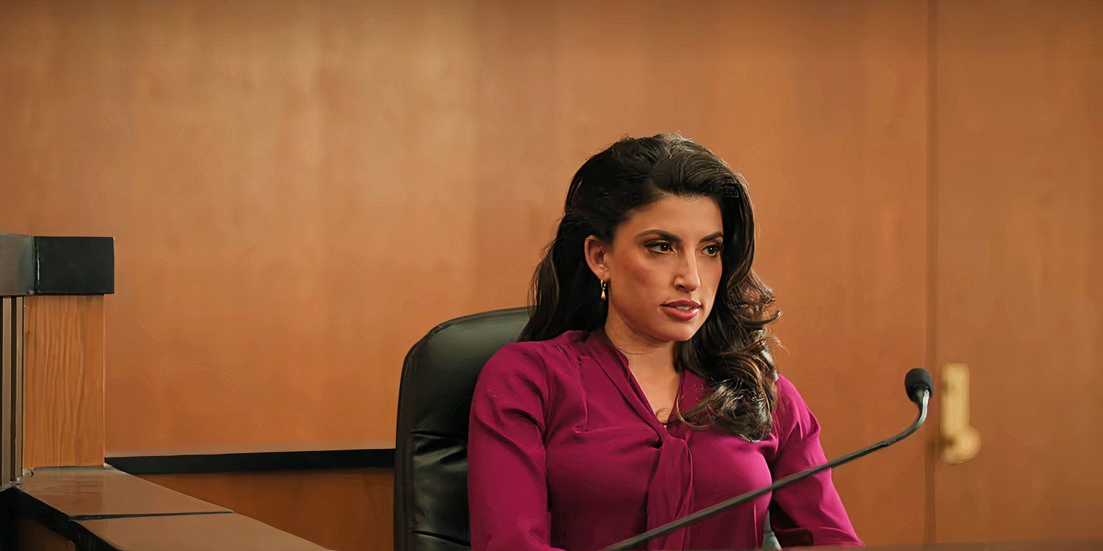 Trina Rafferty is on the stand in The Lincoln Lawyer season 3