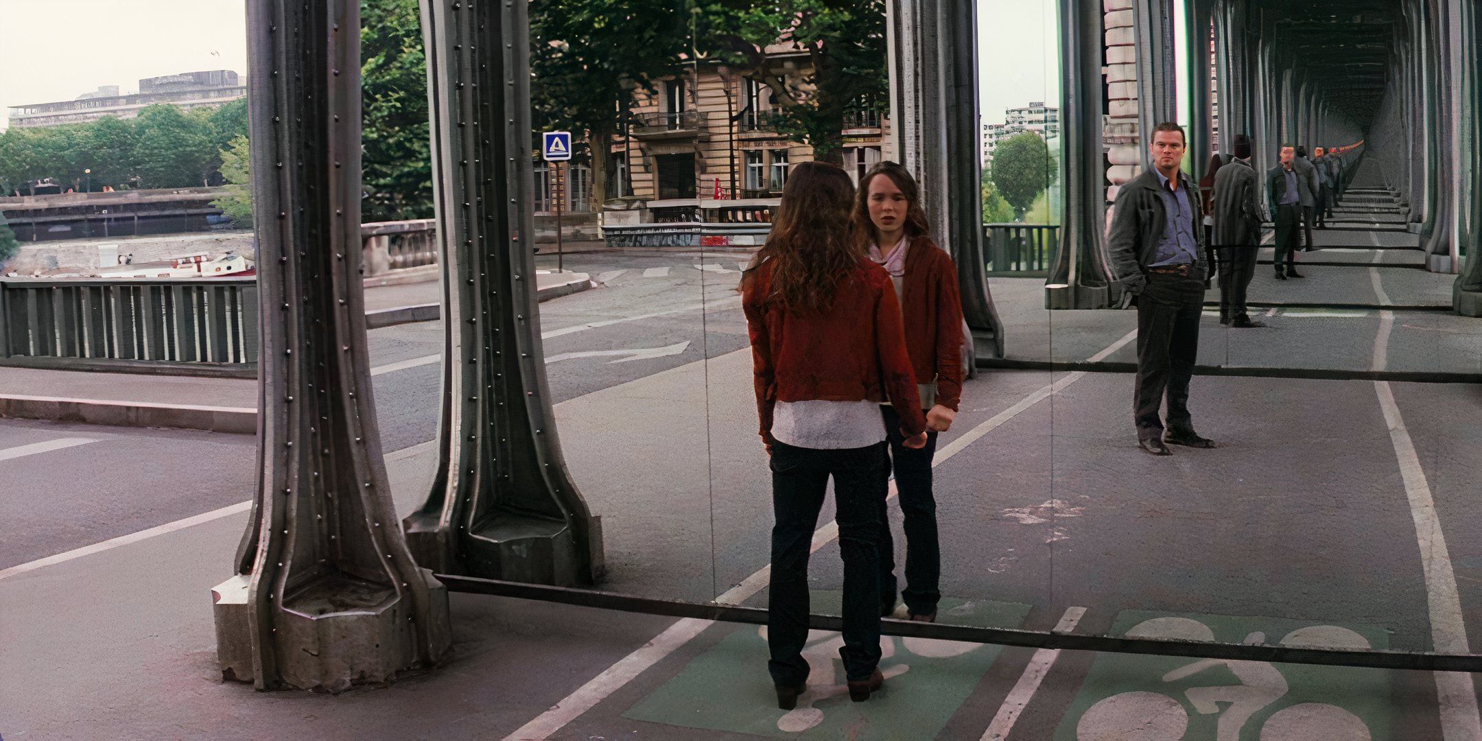 The mirror scene in Inception