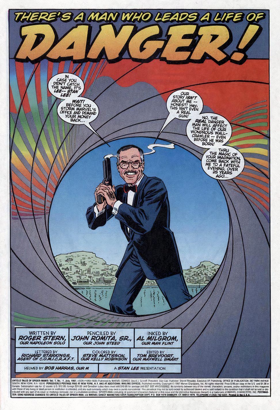 Stan Lee posa como James Bond