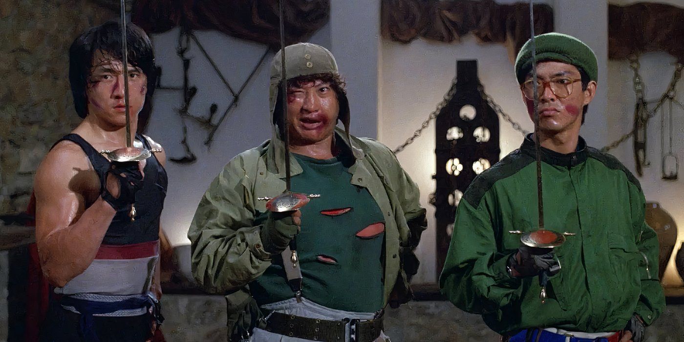 Wheels On Meals con Jackie Chan, Sammo Hung y Yuen Biao con espadas de la vieja escuela que parecen desconcertados