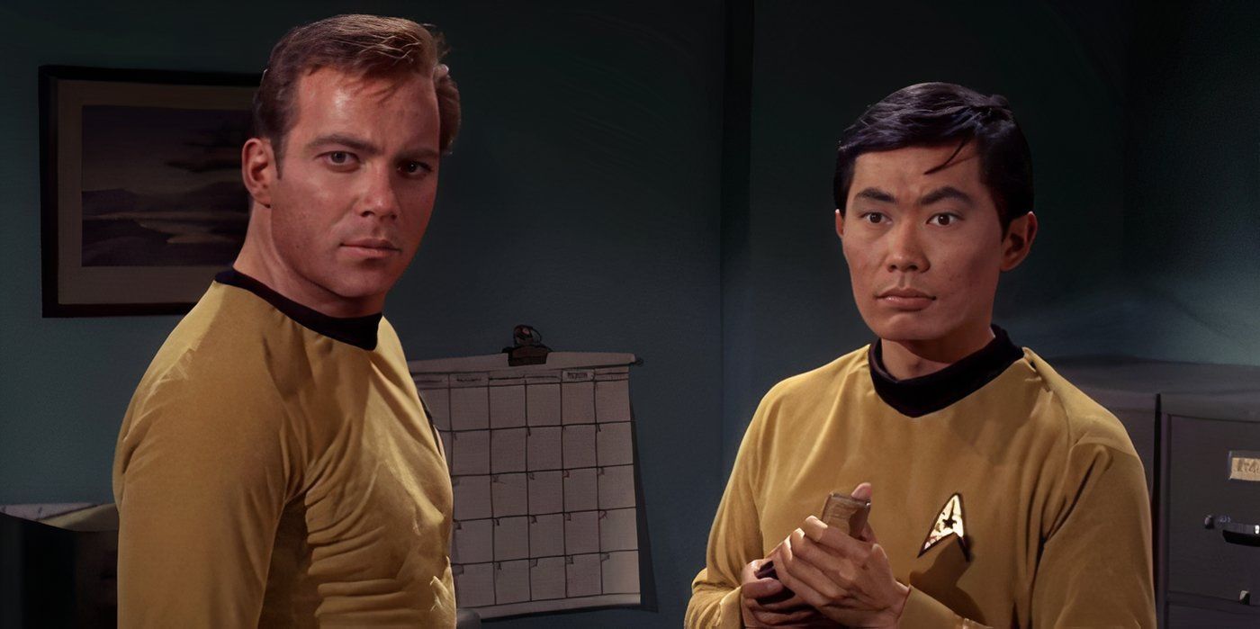 William Shatner y George Takei comparten una mirada.