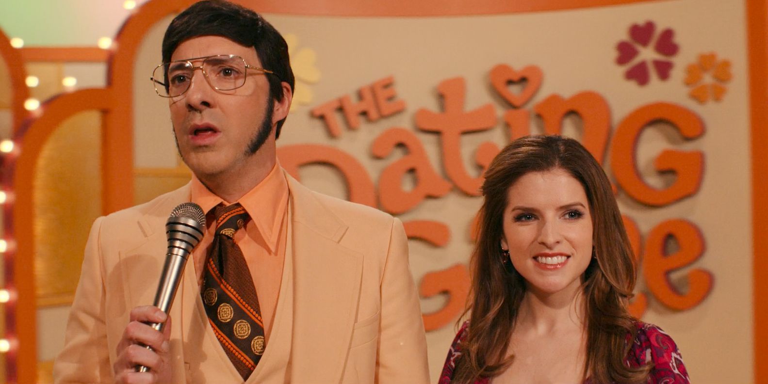 Anna Kendrick as Sheryl and Tony Hale as Ed in Woman of the Hour