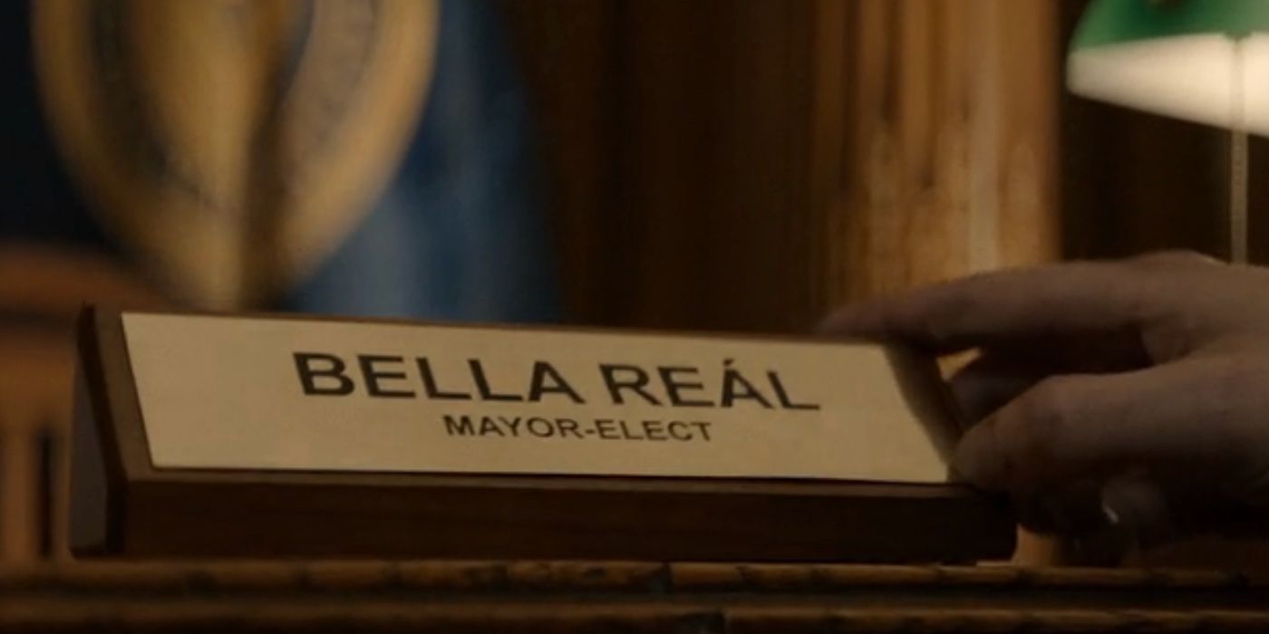 Bella Real Nameplate in Penguin Finale