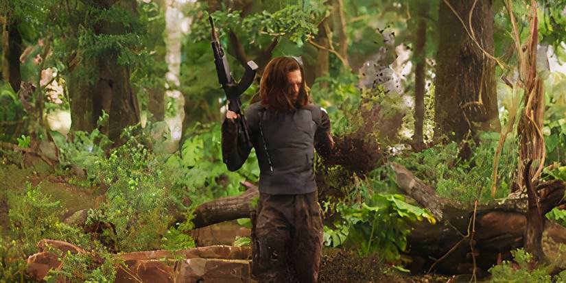 Bucky Barnes turning to dust in Avengers Infinity War