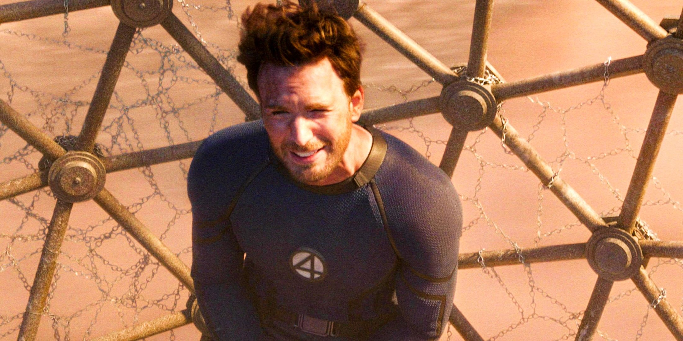 Chris Evans’ Upcoming Movies Can Finally Snap His Post-Endgame Cold Streak After Red One’s 0M Disappointment