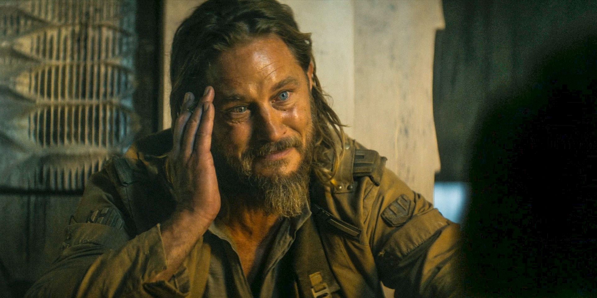 Desmond Hart (Travis Fimmel) using his mental powers in Dune: Prophecy Season 1 Ep 1