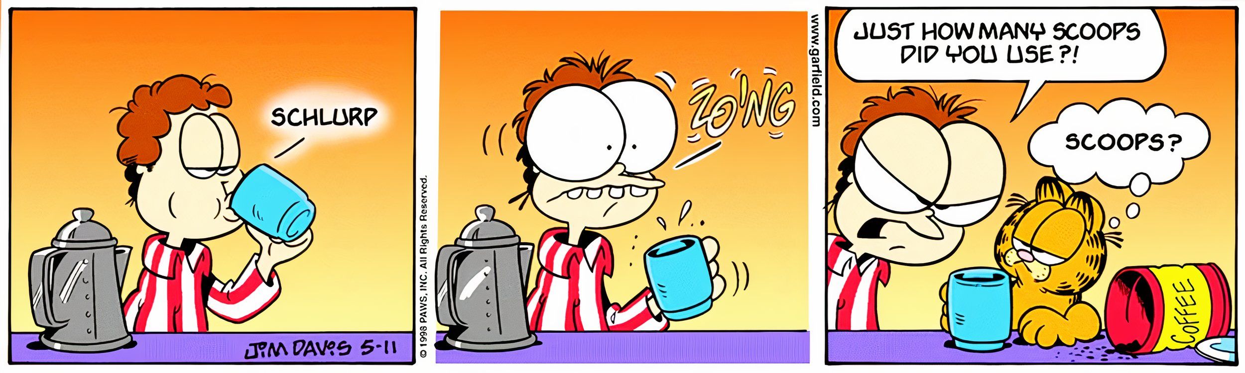 Garfield, 11 de maio de 1998, Garfield usa uma lata inteira de borra de café para fazer uma cafeteira 