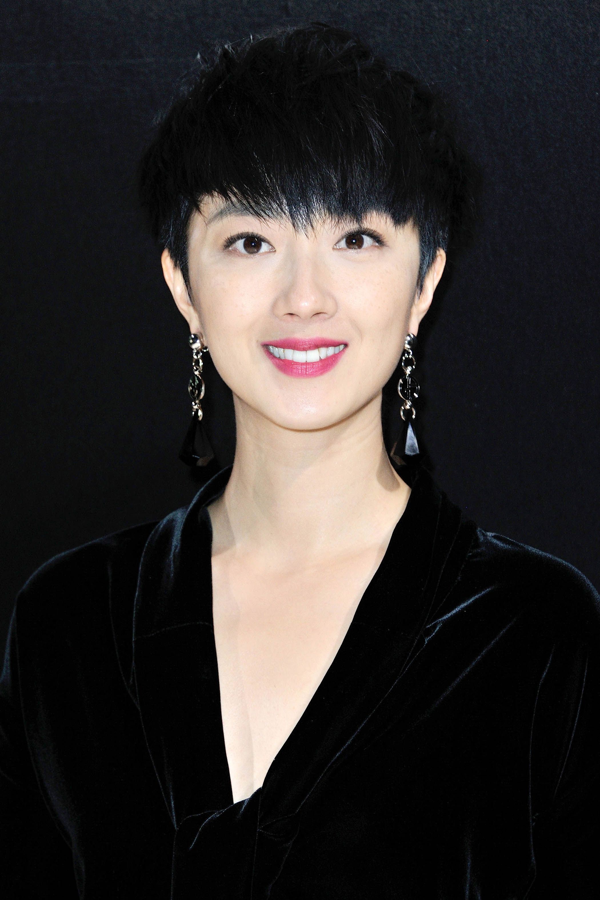 Headshot Of Gwei Lun-mei