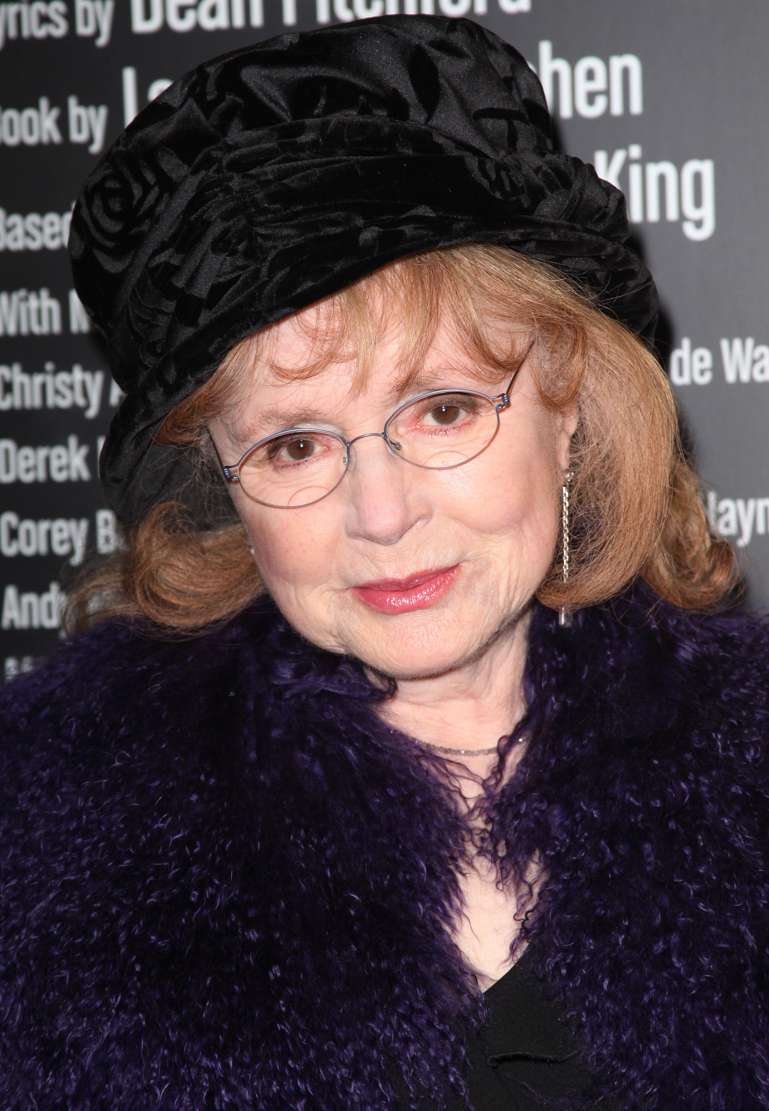HeadsH๏τ Of Piper Laurie