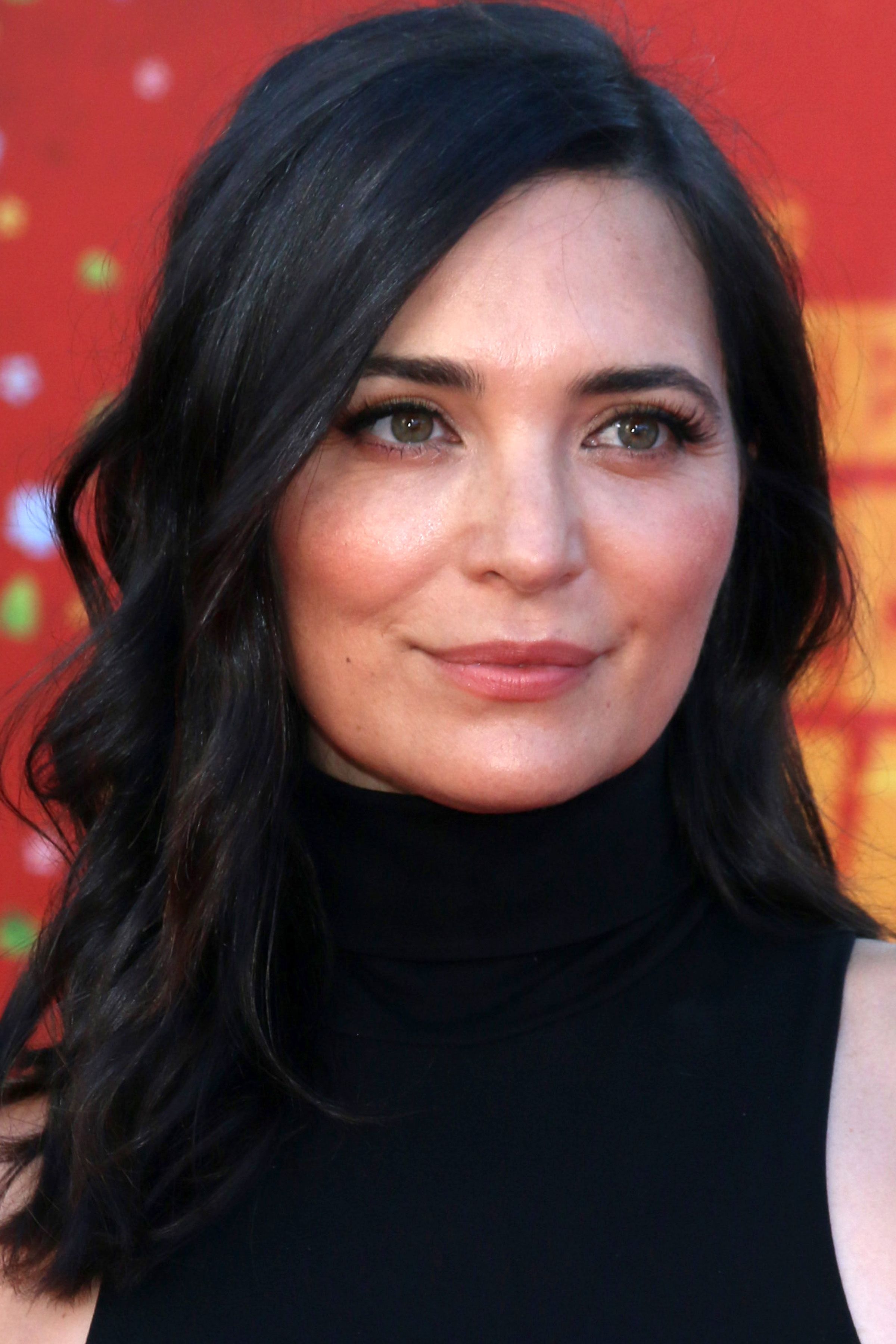 Headshot Of Jules Willcox