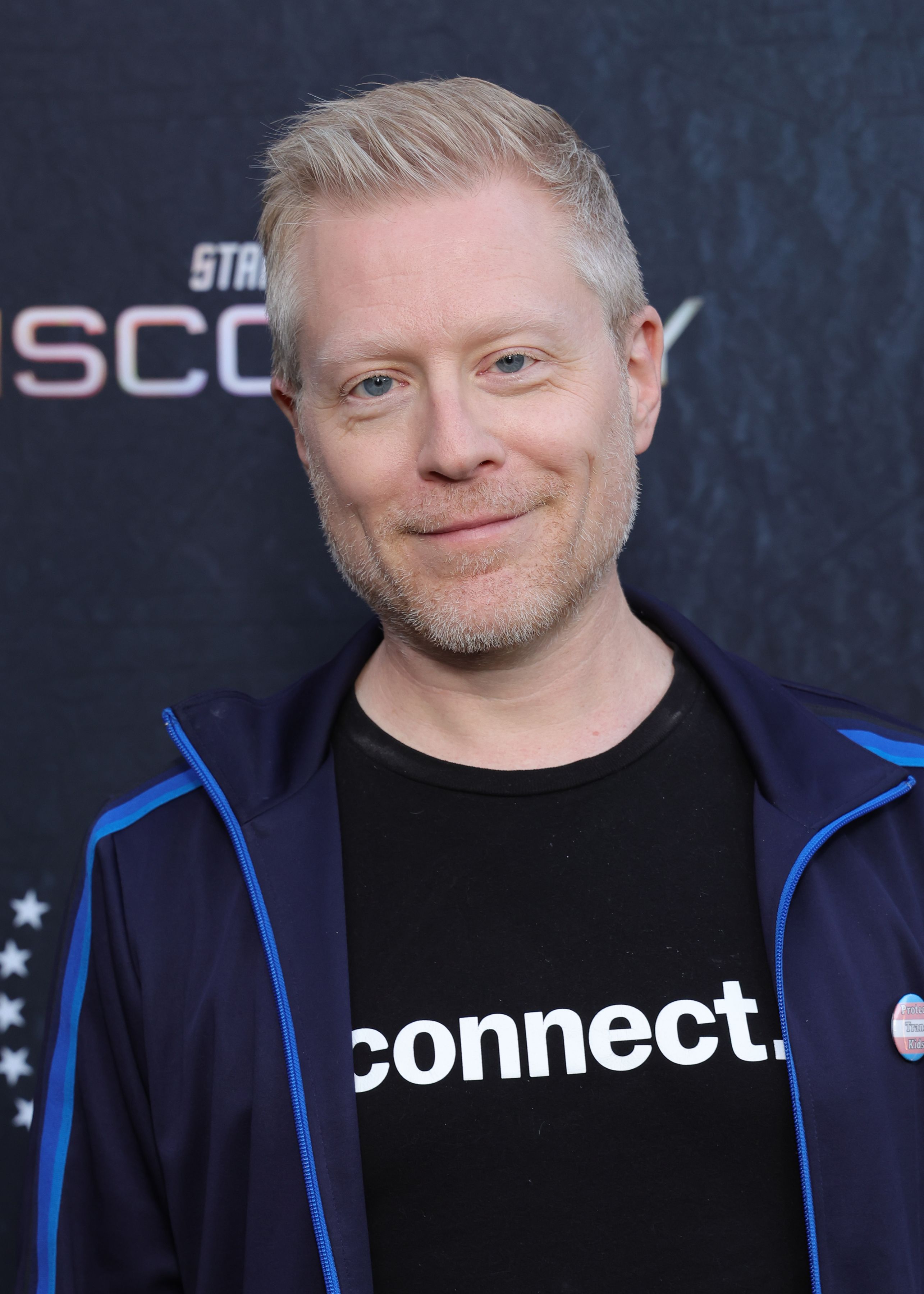 Headshot Of Anthony Rapp