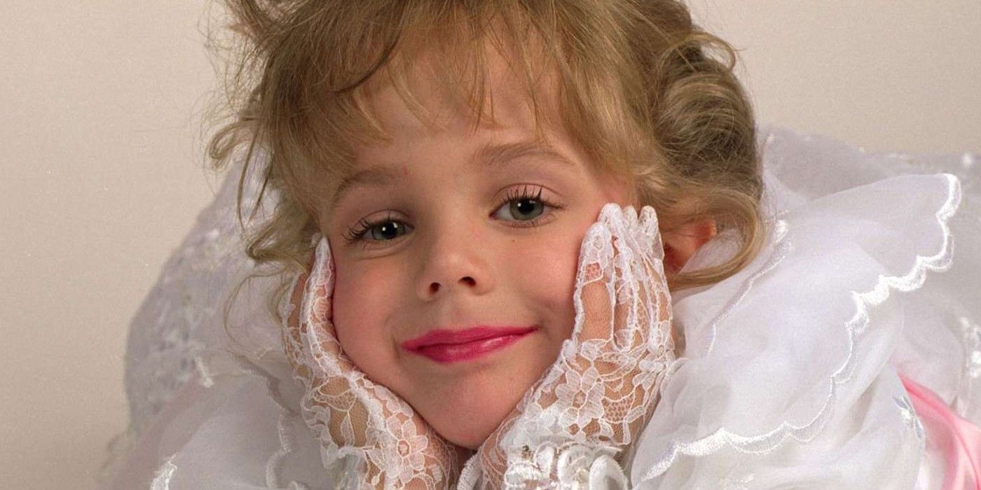 La historia real de JonBenet Ramsey: lo que realmente le sucedió a la reina de belleza infantil