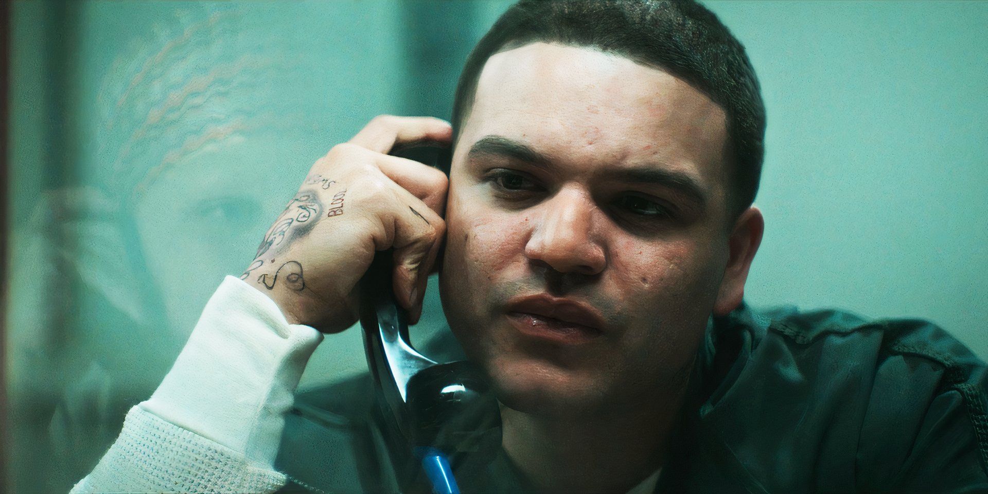 Aaron Hernandez’s Scene With His Dad In American Sports Story’s Ending Explained