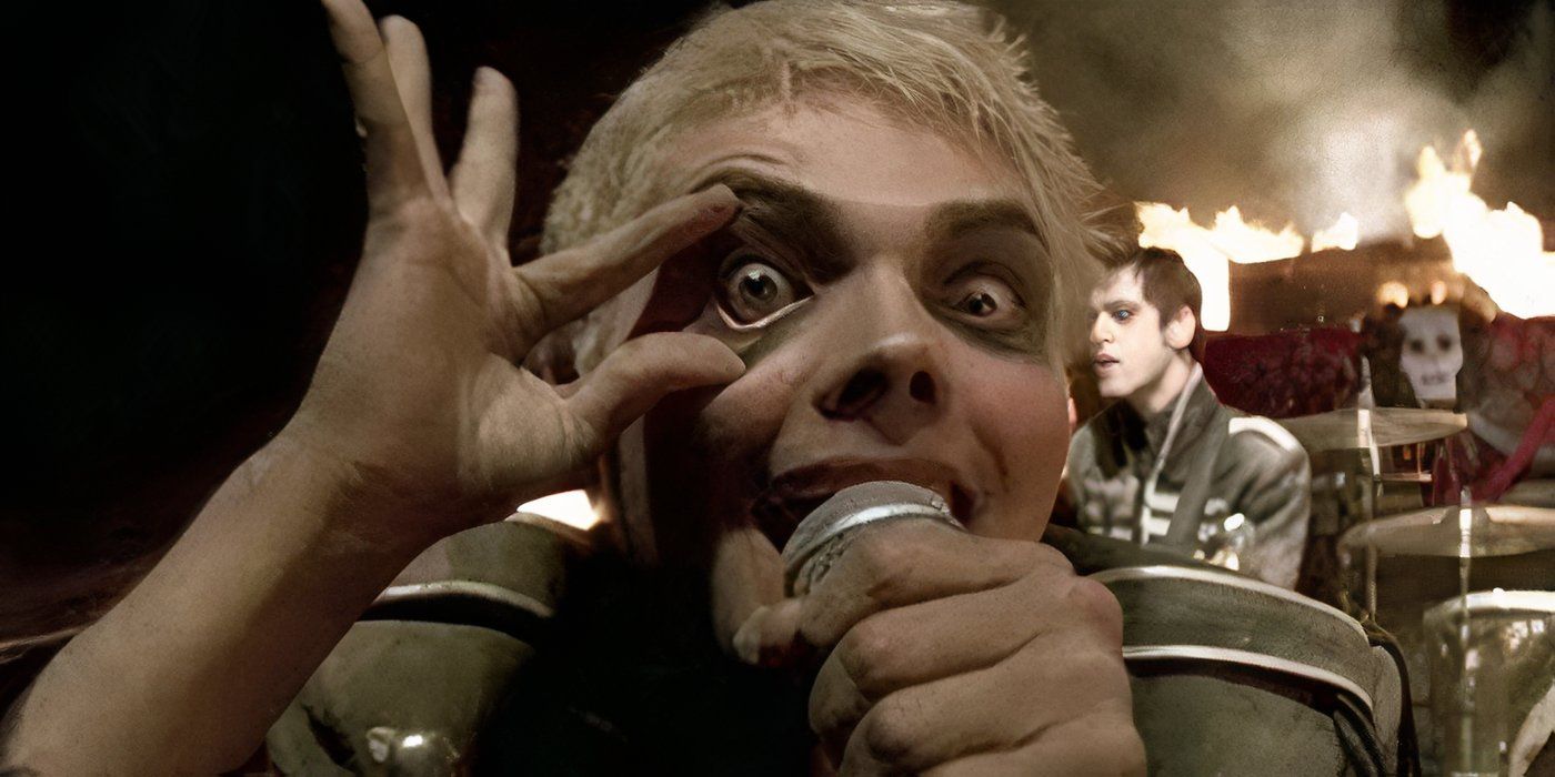 Gerard Way no videoclipe de "Famous Last Words" do My Chemical Romance