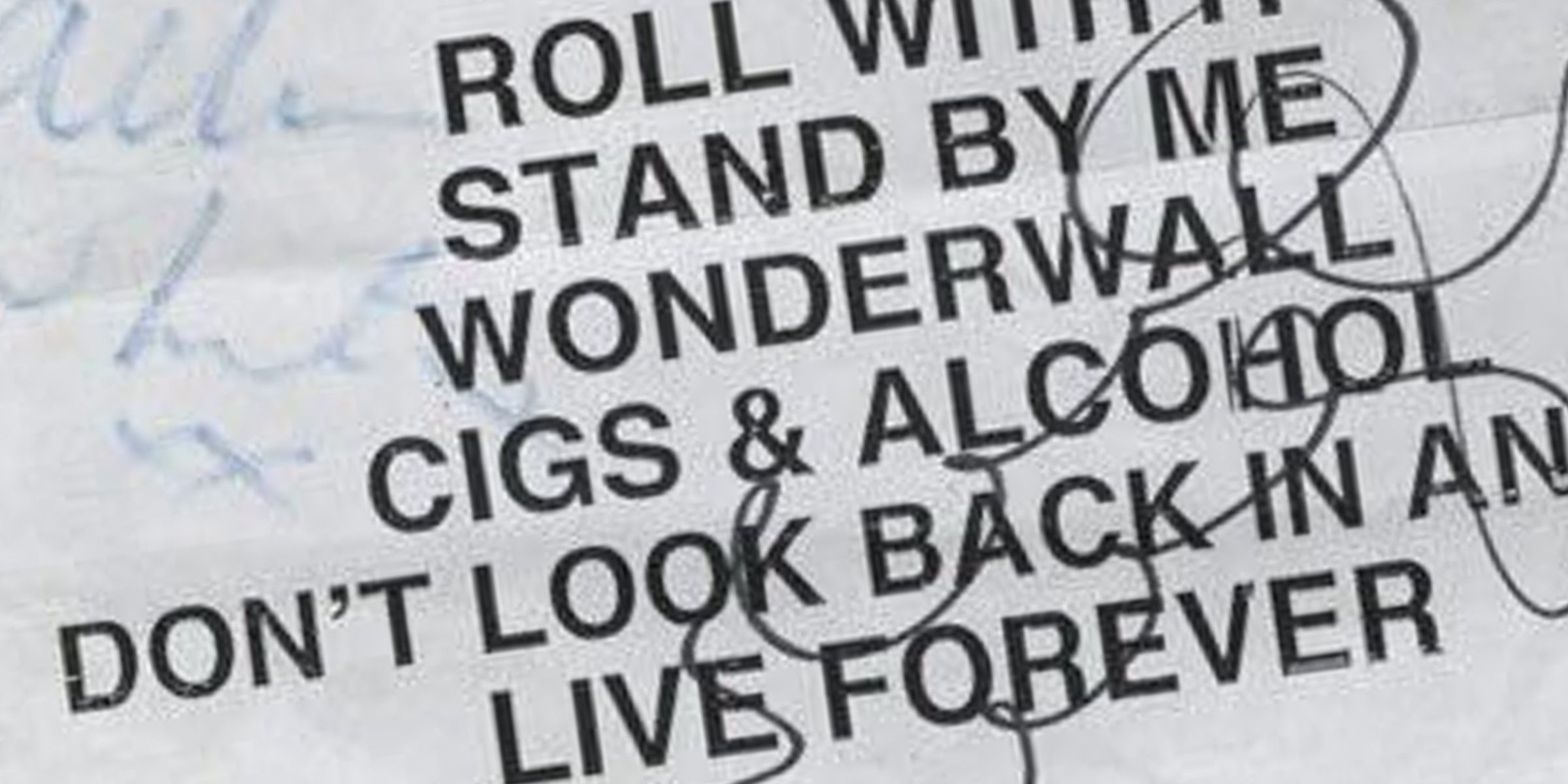 Setlist autografado pelo Oasis