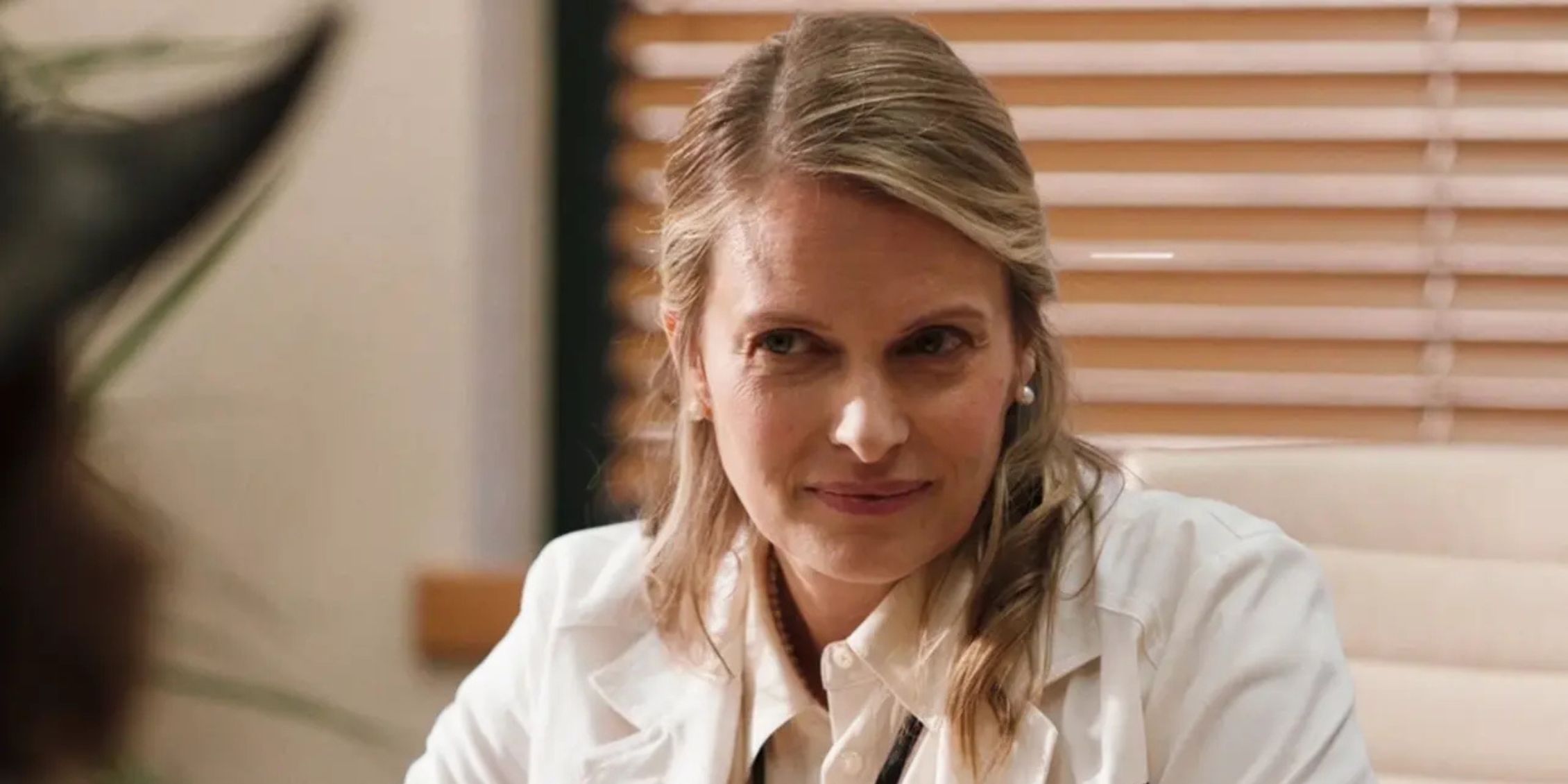 Explicación del médico forense de John Dutton en la temporada 5 de Yellowstone: de dónde conoces a Vinessa Shaw