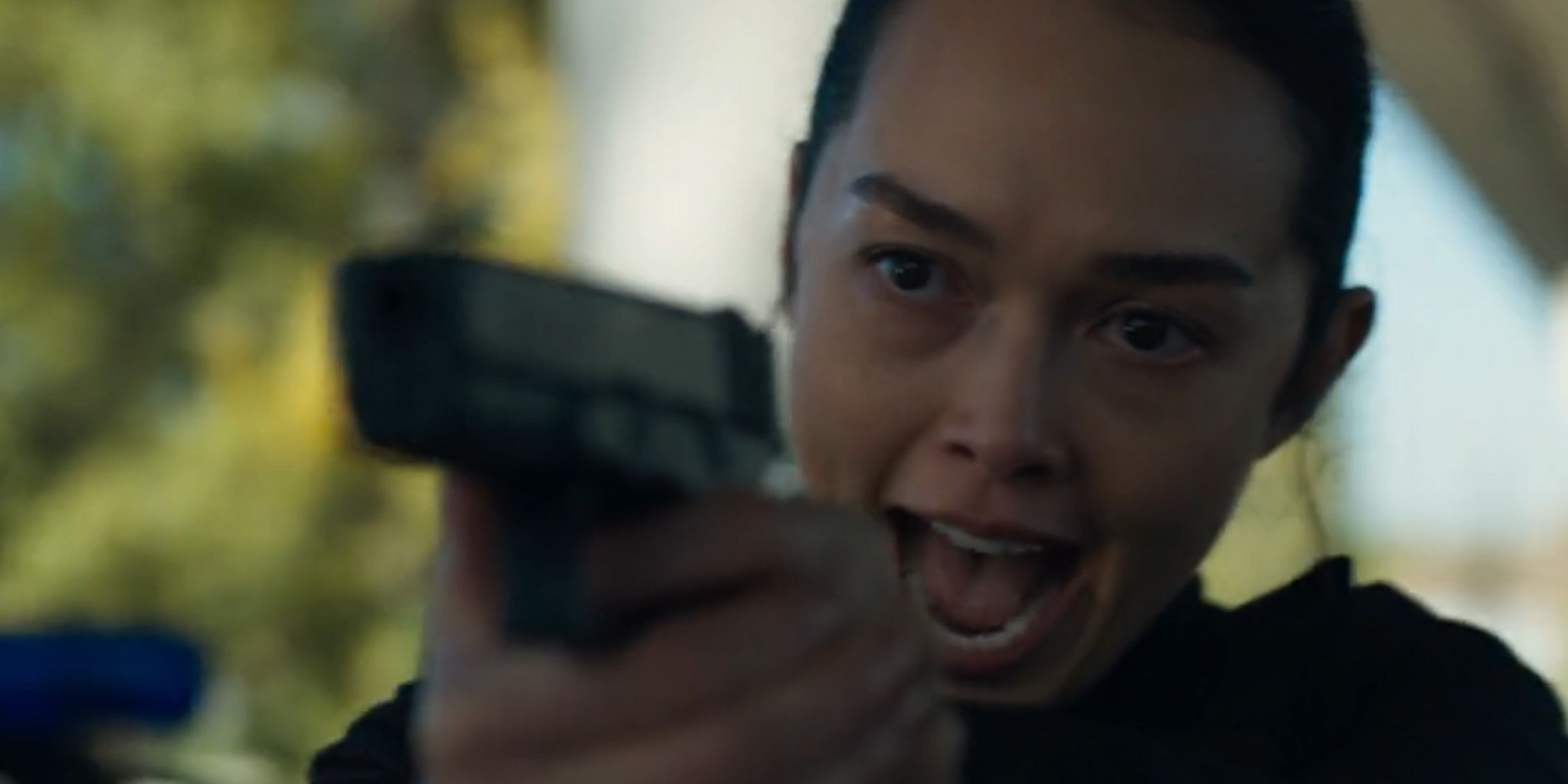 A Murderous Husband & Wife Are On The Run In FBI: International Season 4  Episode 12 Clip