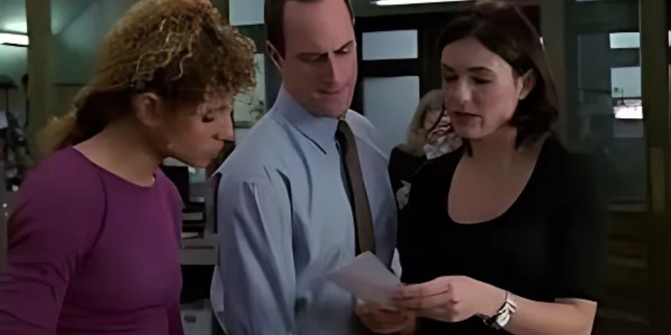 Jeffries, Benson and Stabler look at the evidence together