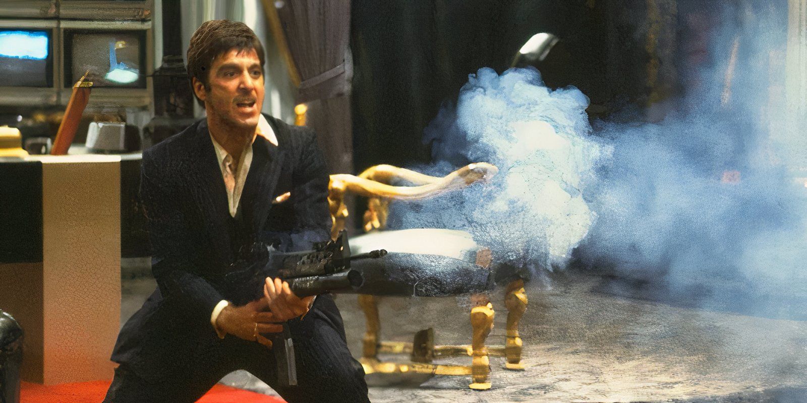 Al Pacino dispara un lanzagranadas como Tony Montana en Caracortada