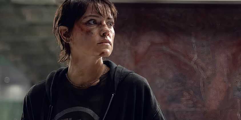 Daisy Ridley with a bruised face in Cleaner 