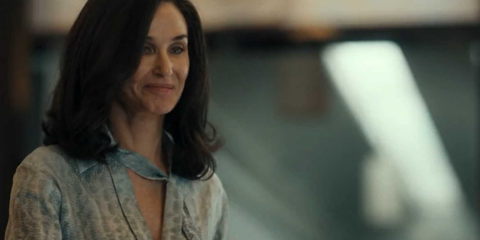 Cami Miller (Demi Moore) smiling in Landman episode 6
